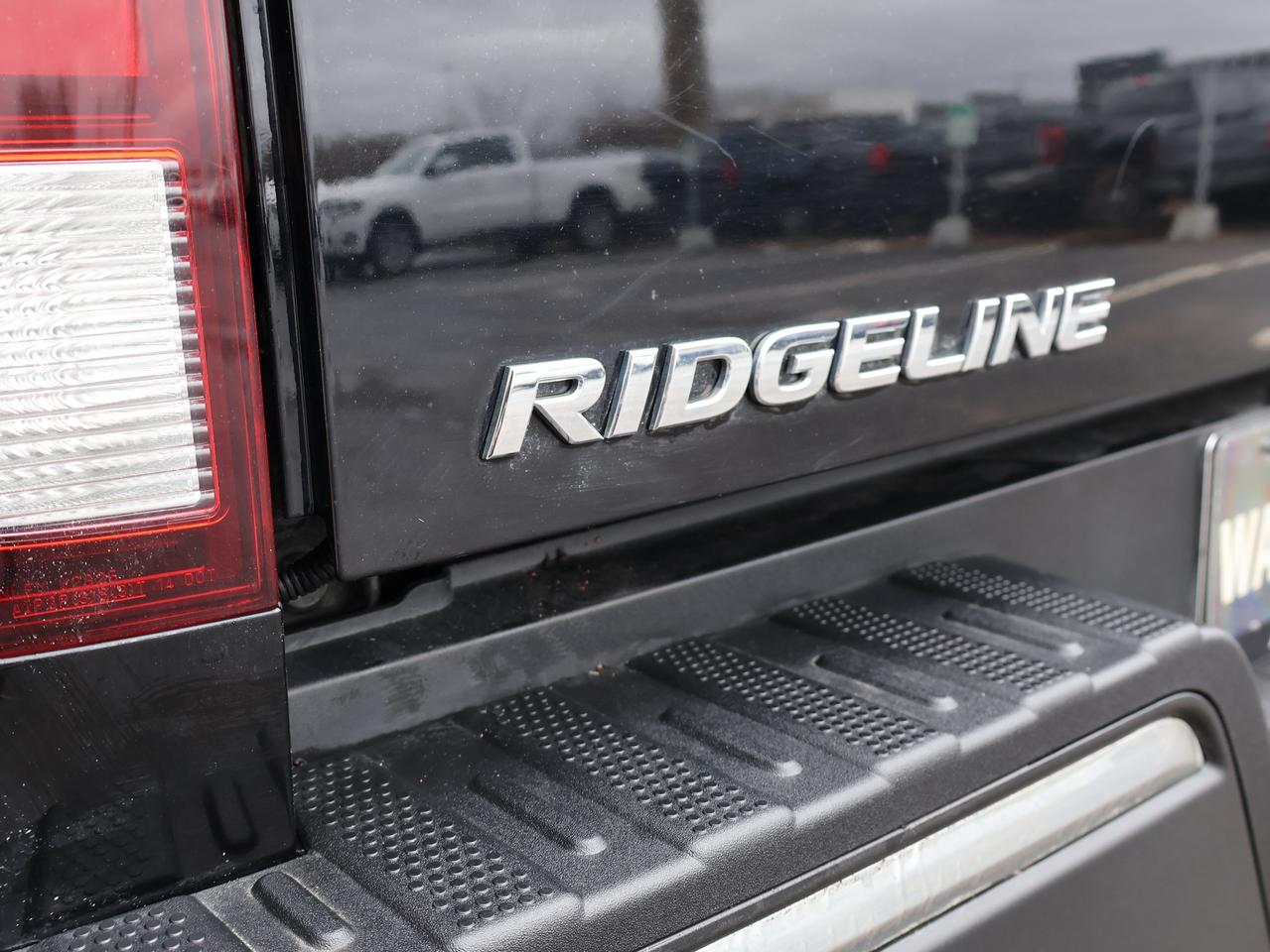 2019 Honda Ridgeline SPORT AWD CERTIFIED *ACCIDENT FREE*HONDA MAINTAIN* CAMERA NAV BLUETOOTH SUNROOF CRIUSE ALLOYS Photo