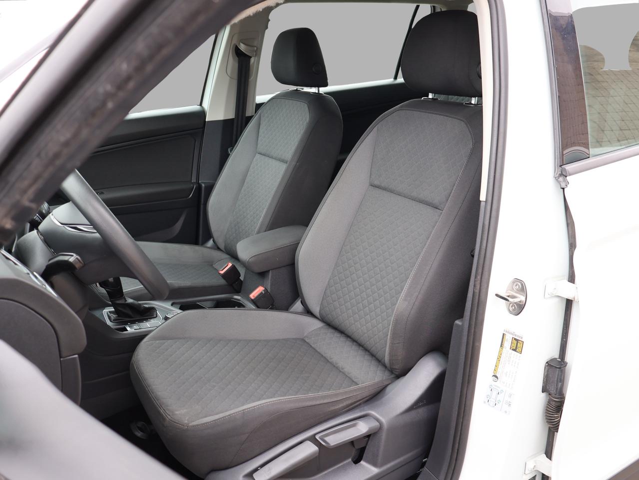 2020 Volkswagen Tiguan TRENDLINE AWD CERTIFIED *ACCIDENT FREE* CAMERA BLUETOOTH HEATED SEATS CRUISE ALLOYS Photo