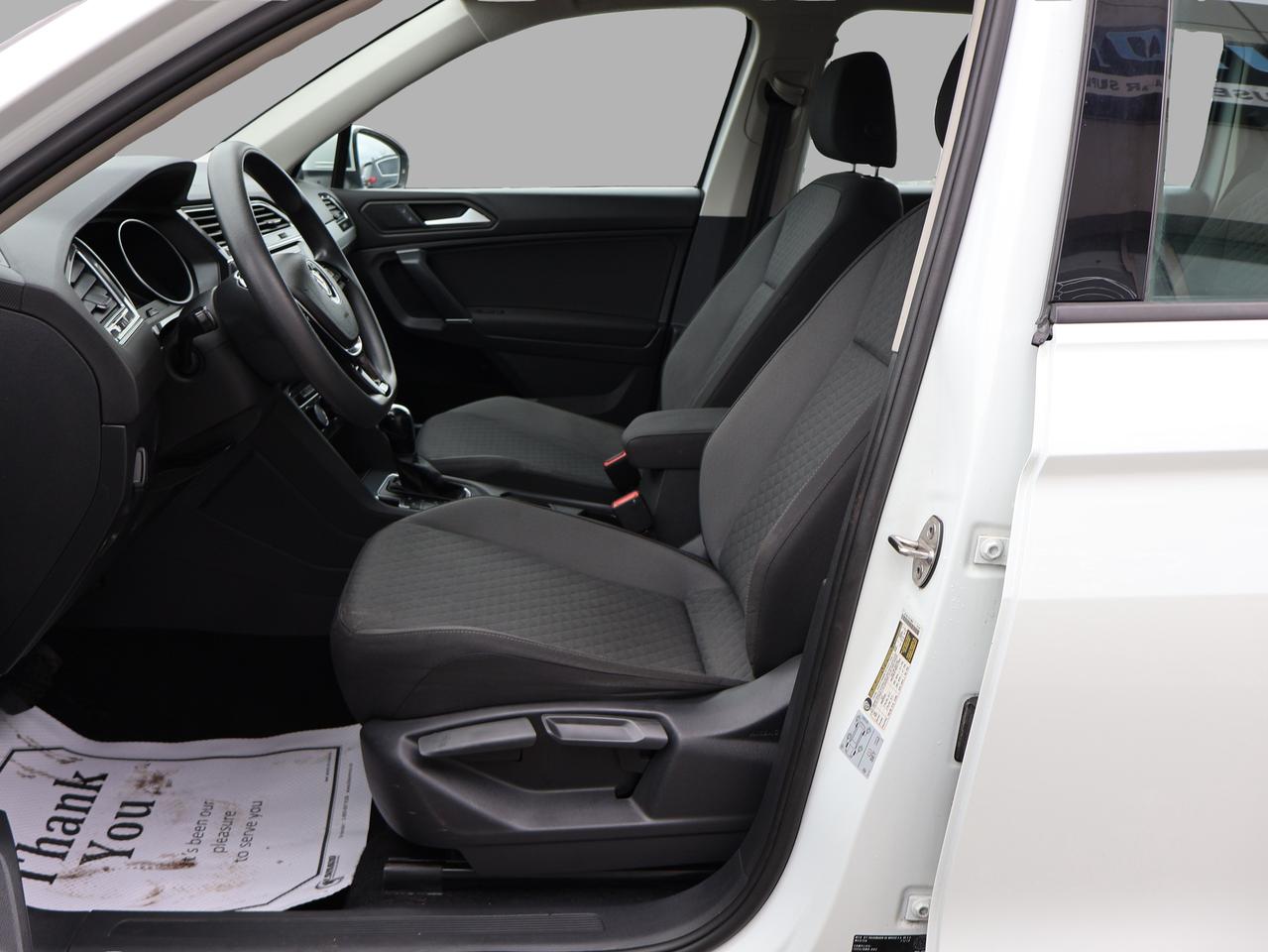 2020 Volkswagen Tiguan TRENDLINE AWD CERTIFIED *ACCIDENT FREE* CAMERA BLUETOOTH HEATED SEATS CRUISE ALLOYS Photo