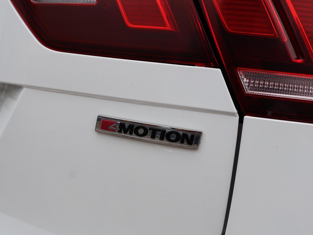 2020 Volkswagen Tiguan TRENDLINE AWD CERTIFIED *ACCIDENT FREE* CAMERA BLUETOOTH HEATED SEATS CRUISE ALLOYS Photo