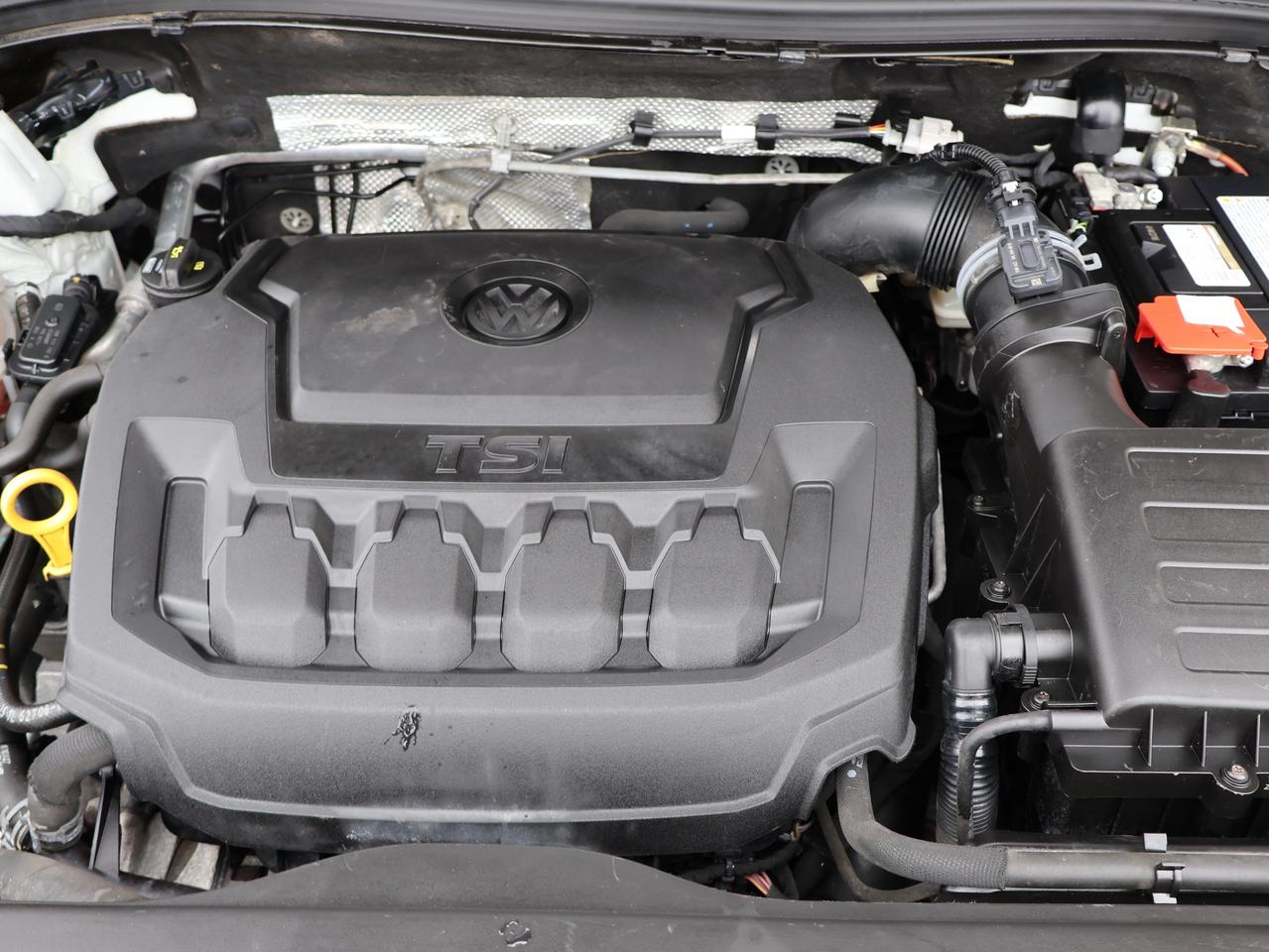 2020 Volkswagen Tiguan TRENDLINE AWD CERTIFIED *ACCIDENT FREE* CAMERA BLUETOOTH HEATED SEATS CRUISE ALLOYS Photo