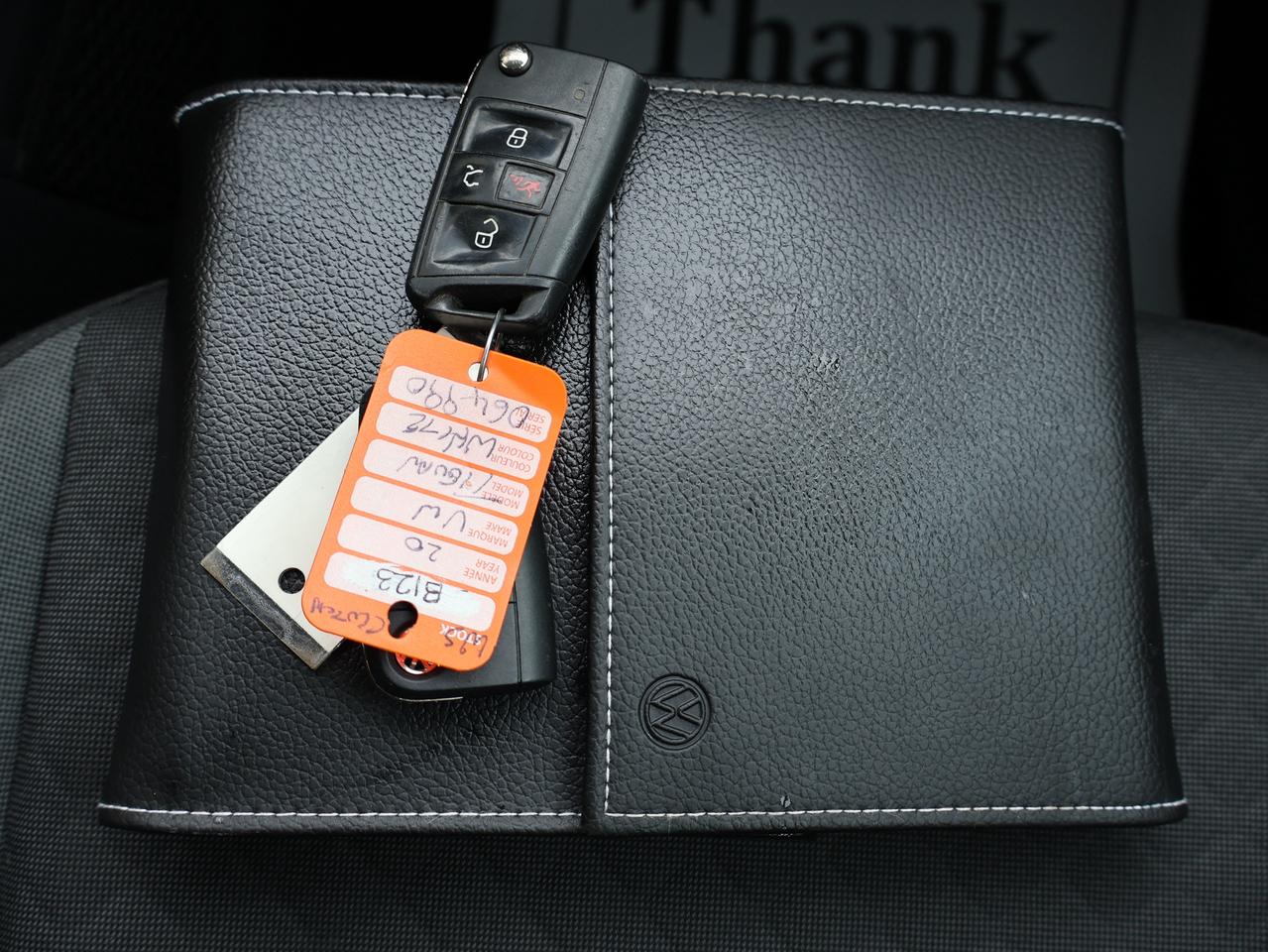 2020 Volkswagen Tiguan TRENDLINE AWD CERTIFIED *ACCIDENT FREE* CAMERA BLUETOOTH HEATED SEATS CRUISE ALLOYS Photo