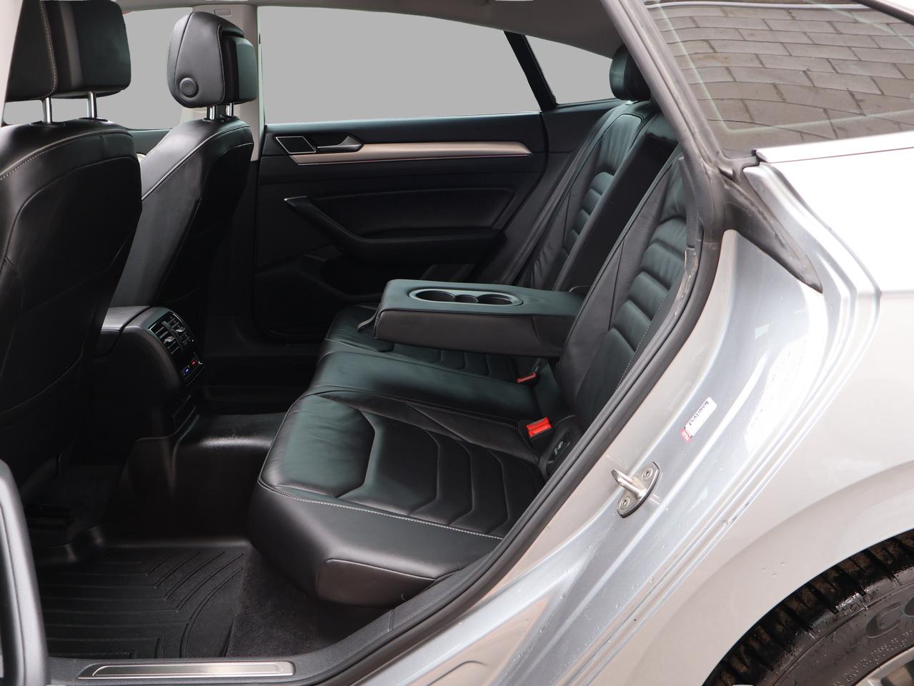 2019 Volkswagen Arteon SEL PREMIUM AWD CERTIFIED *ACCIDENT FREE*V.W MAINTAIN* CAMERA NAV BLUETOOTH LEATHER HEATED SEATS SUNROOF CRUISE ALLOYS Photo