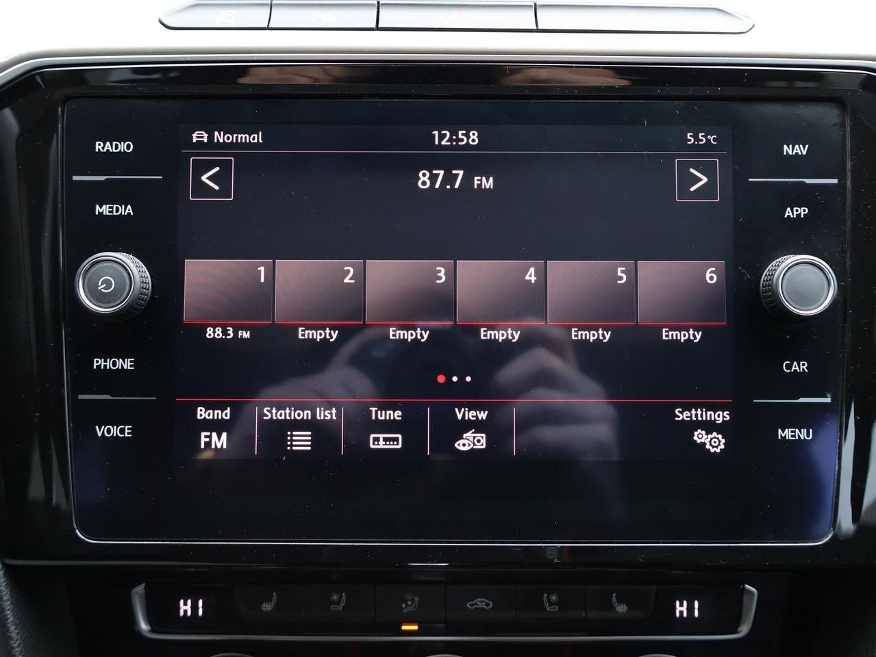 2019 Volkswagen Arteon SEL PREMIUM AWD CERTIFIED *ACCIDENT FREE*V.W MAINTAIN* CAMERA NAV BLUETOOTH LEATHER HEATED SEATS SUNROOF CRUISE ALLOYS Photo