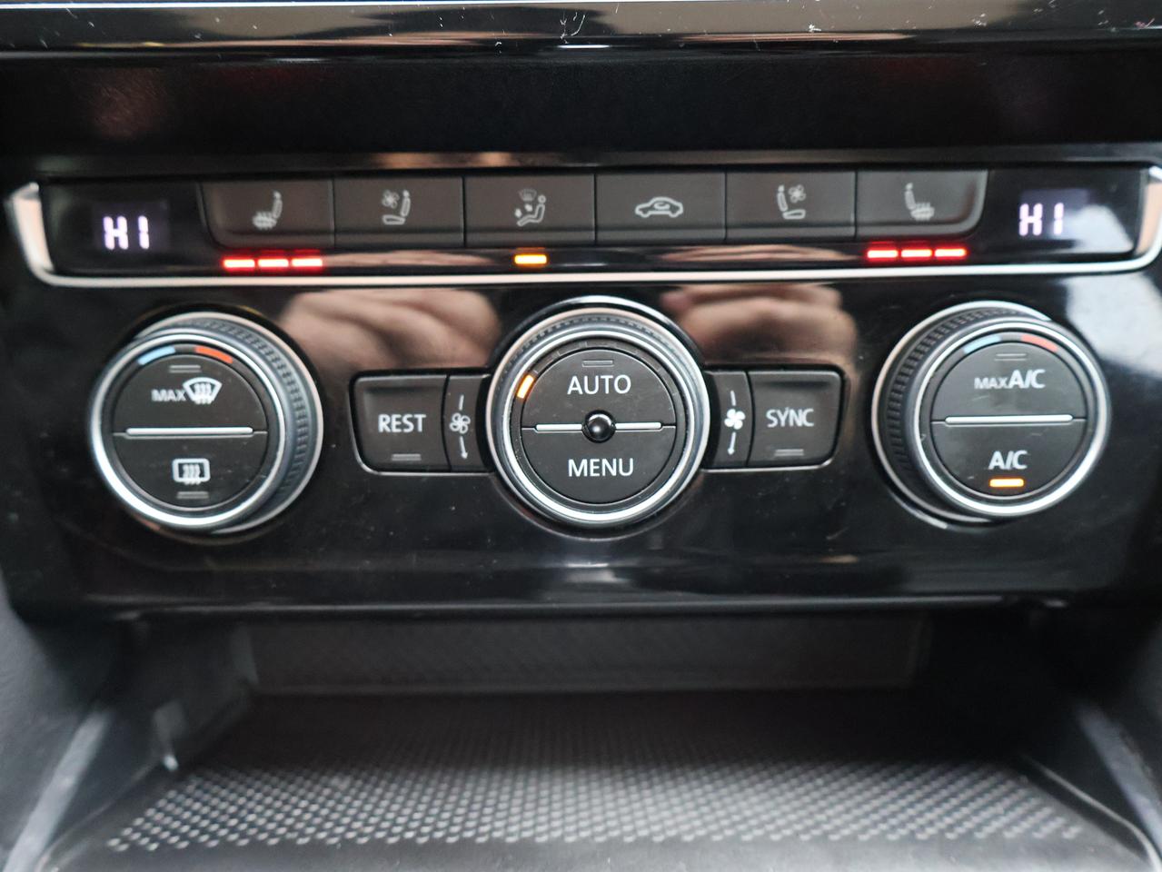 2019 Volkswagen Arteon SEL PREMIUM AWD CERTIFIED *ACCIDENT FREE*V.W MAINTAIN* CAMERA NAV BLUETOOTH LEATHER HEATED SEATS SUNROOF CRUISE ALLOYS Photo