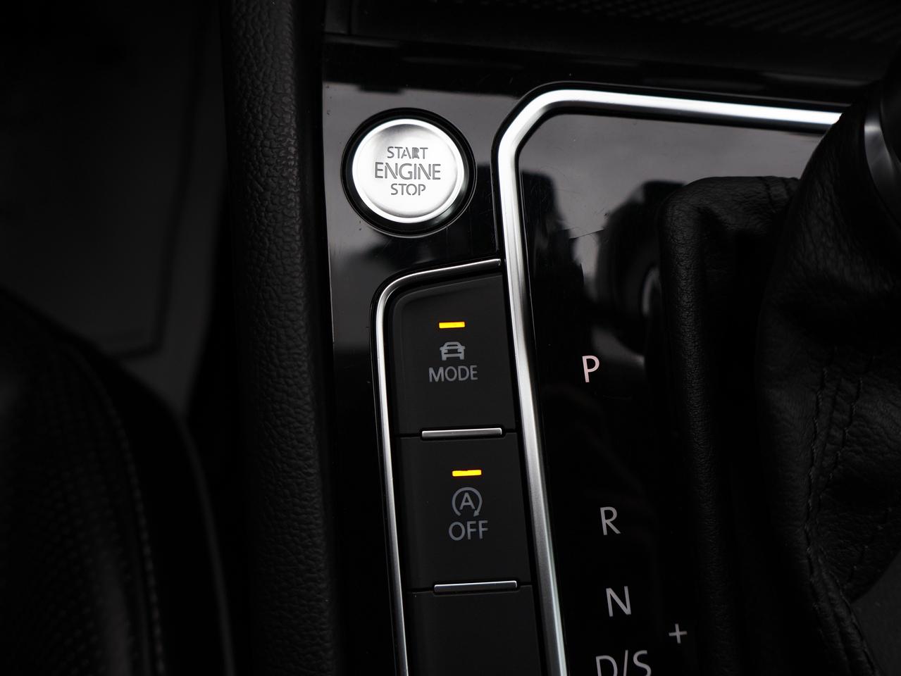 2019 Volkswagen Arteon SEL PREMIUM AWD CERTIFIED *ACCIDENT FREE*V.W MAINTAIN* CAMERA NAV BLUETOOTH LEATHER HEATED SEATS SUNROOF CRUISE ALLOYS Photo