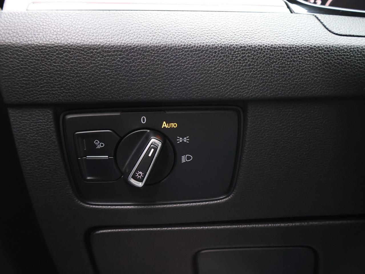 2019 Volkswagen Arteon SEL PREMIUM AWD CERTIFIED *ACCIDENT FREE*V.W MAINTAIN* CAMERA NAV BLUETOOTH LEATHER HEATED SEATS SUNROOF CRUISE ALLOYS Photo