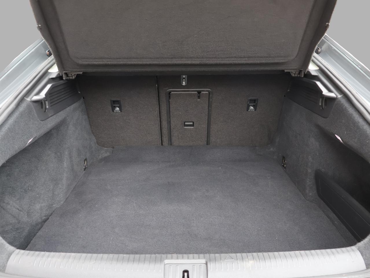 2019 Volkswagen Arteon SEL PREMIUM AWD CERTIFIED *ACCIDENT FREE*V.W MAINTAIN* CAMERA NAV BLUETOOTH LEATHER HEATED SEATS SUNROOF CRUISE ALLOYS Photo