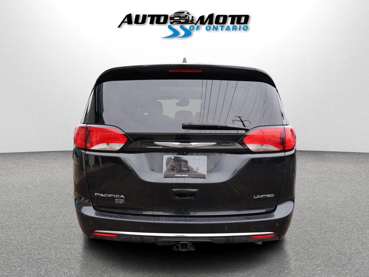 2020 Chrysler Pacifica LIMITED (35th ANNIVERSARY) CERTIFIED *1 OWNER* CAMERA NAV BLUETOOTH LEATHER HEATED SEATS PANO ROOF CRUISE ALLOYS ALLOYS Photo