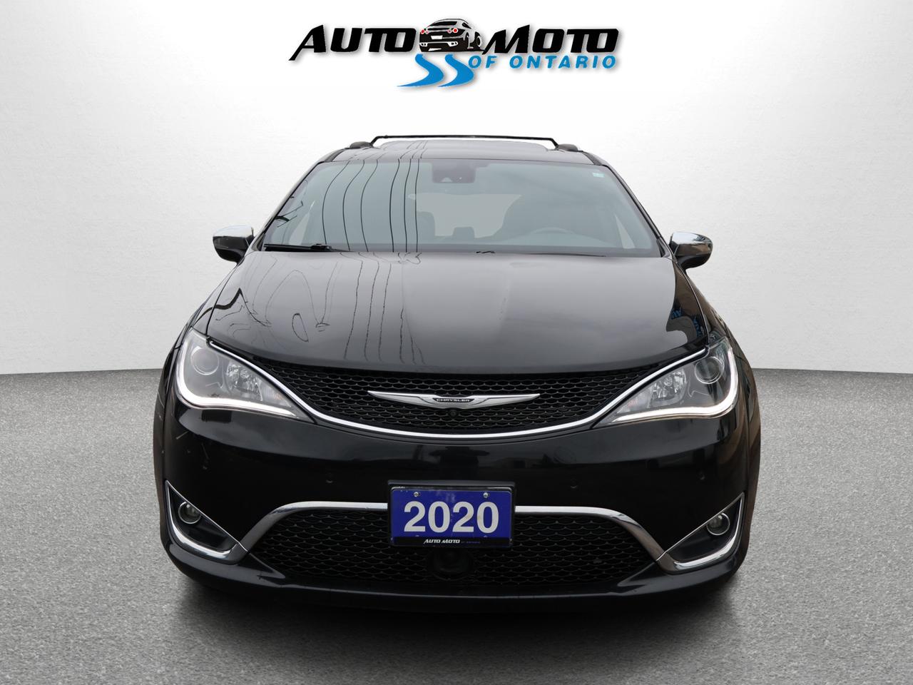 2020 Chrysler Pacifica LIMITED (35th ANNIVERSARY) CERTIFIED *1 OWNER* CAMERA NAV BLUETOOTH LEATHER HEATED SEATS PANO ROOF CRUISE ALLOYS ALLOYS Photo