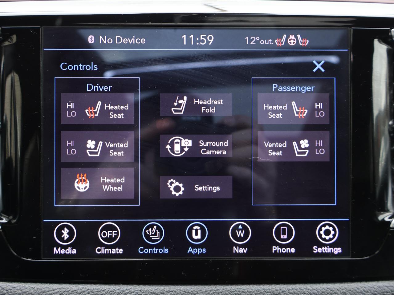 2020 Chrysler Pacifica LIMITED (35th ANNIVERSARY) CERTIFIED *1 OWNER* CAMERA NAV BLUETOOTH LEATHER HEATED SEATS PANO ROOF CRUISE ALLOYS ALLOYS Photo