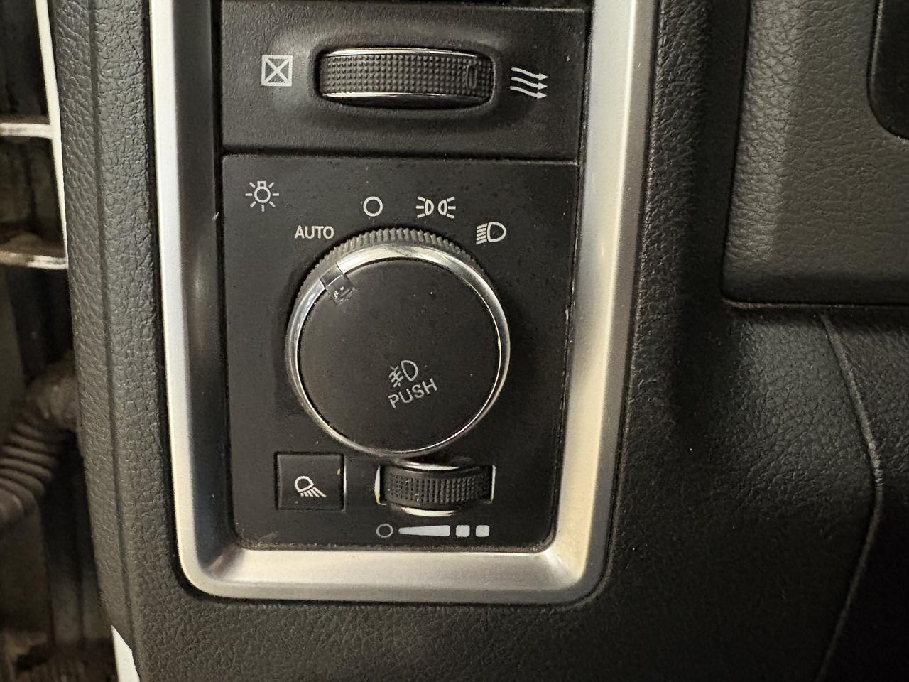 2017 RAM 2500 SLT Photo