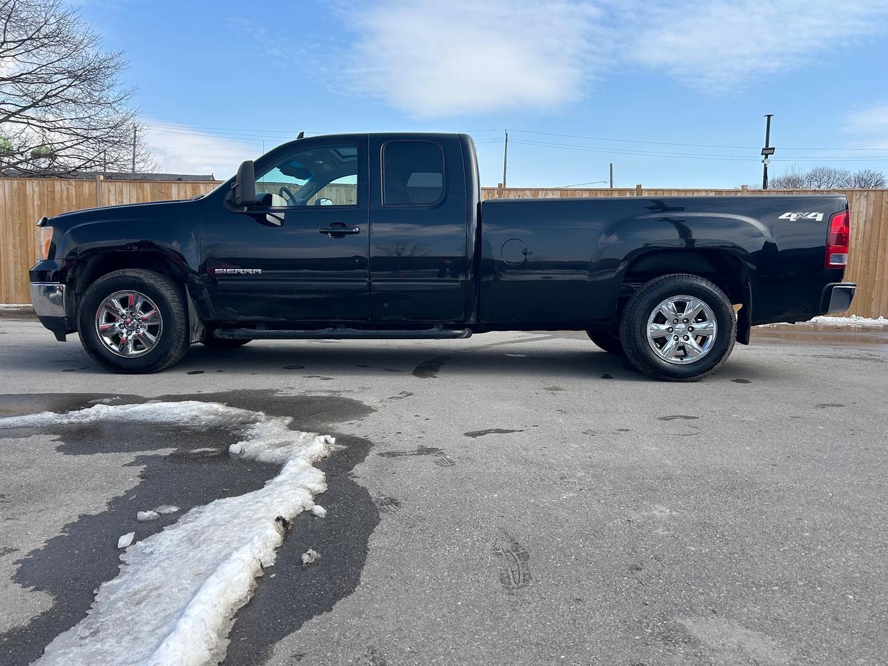 2011 GMC Sierra 1500 SLT Photo