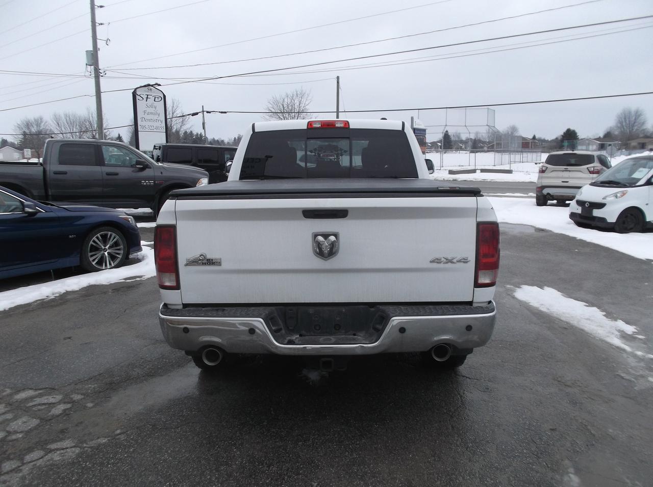 2012 Dodge Ram 1500 4X4 4 D00R SLT BIG HORN Photo