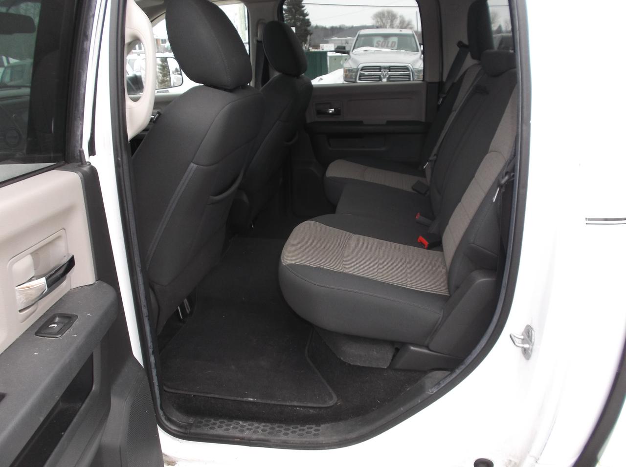 2012 Dodge Ram 1500 4X4 4 D00R SLT BIG HORN Photo