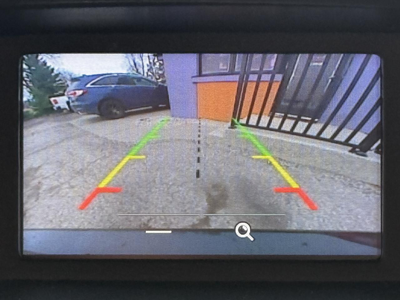 2017 Ford Focus SE | Backup Camera | Heated Seats | Bluetooth Photo