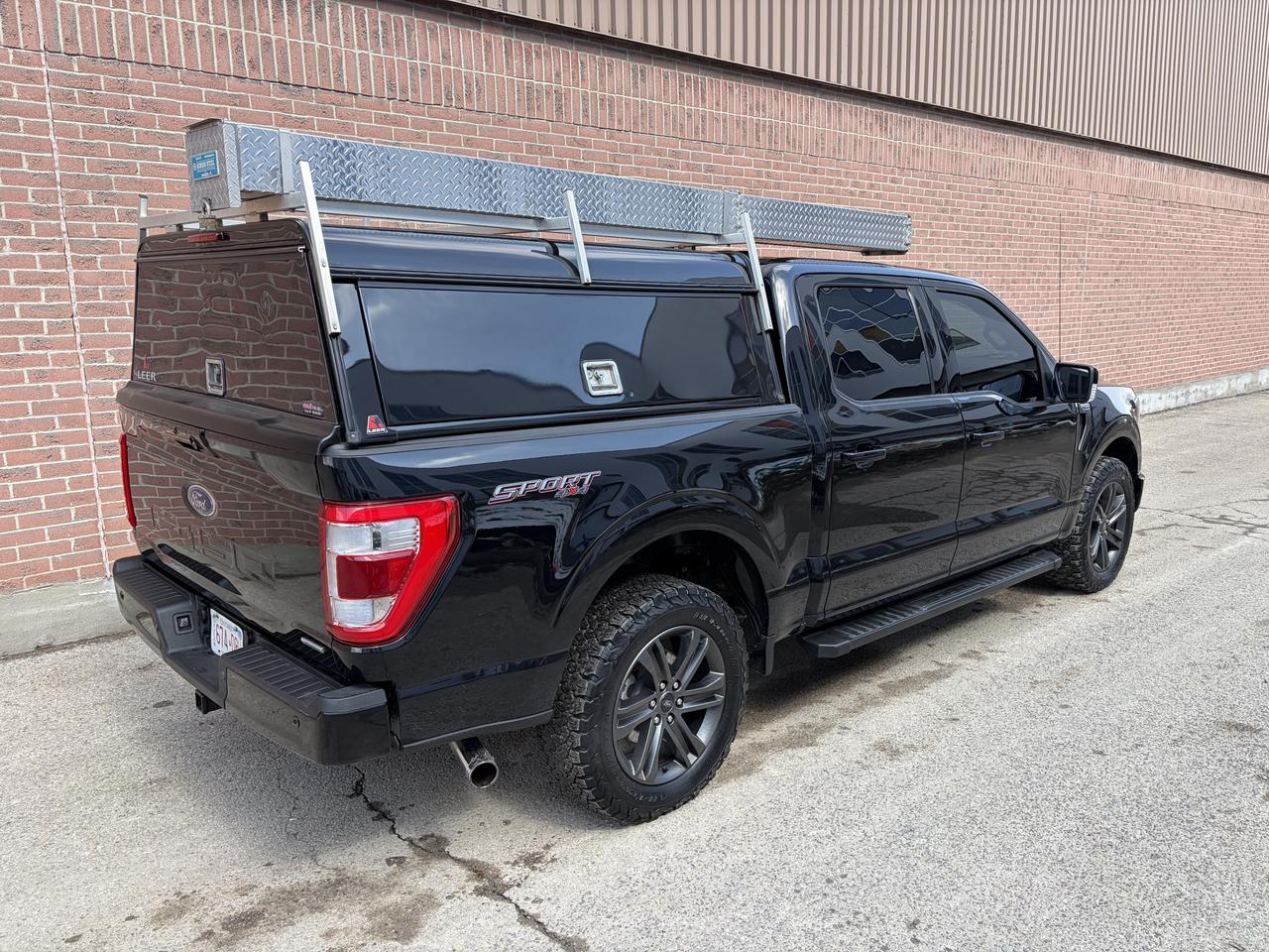 2021 Ford F-150 Lariat Photo