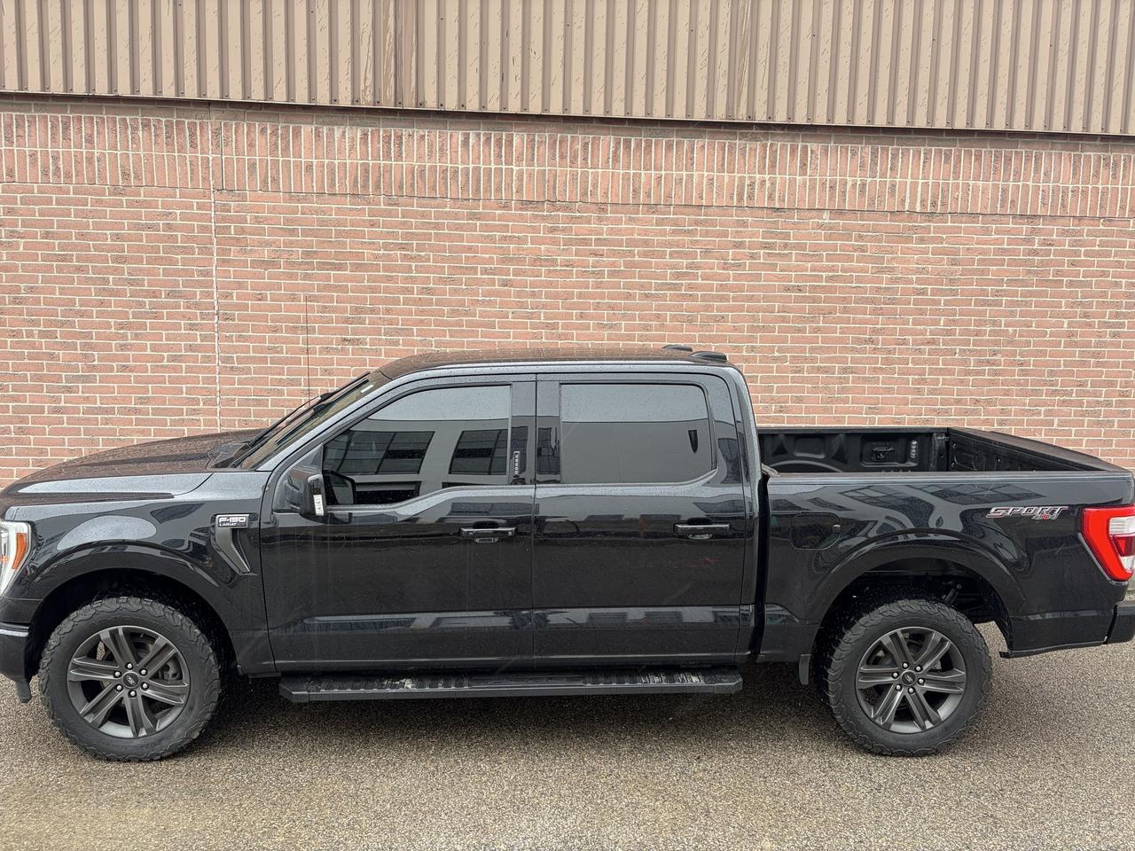 2021 Ford F-150 Lariat Photo