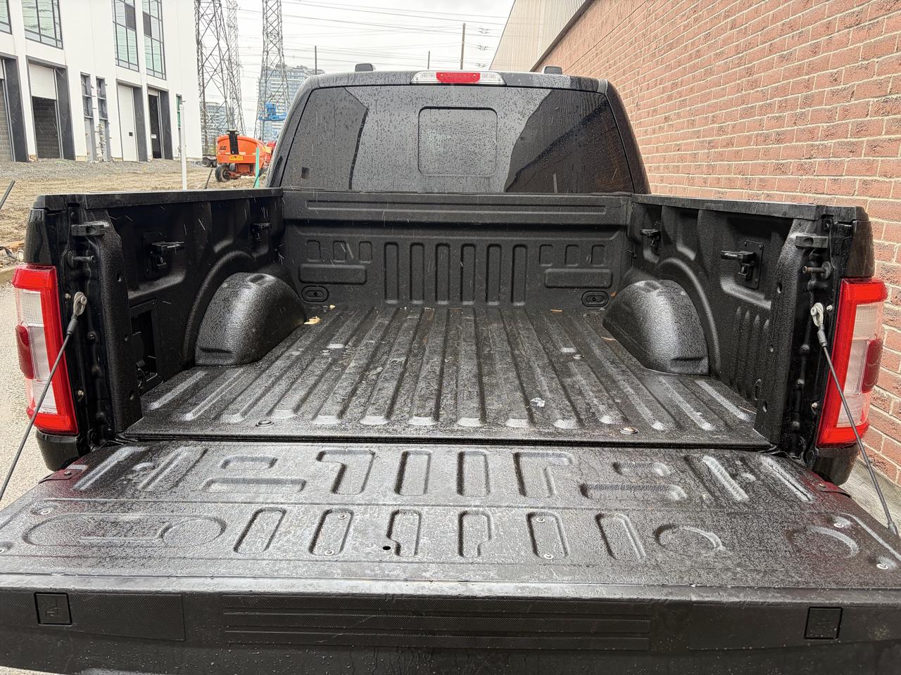 2021 Ford F-150 Lariat Photo