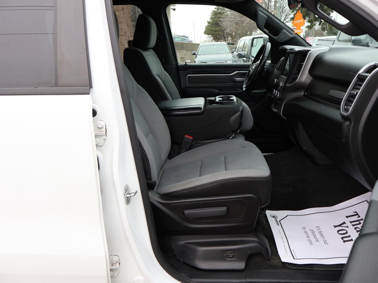 2021 RAM 1500 BIG HORN CREW 4WD CERTIFIED *1 OWNER*ACCIDENT FREE* CAMERA BLUETOOTH HEATED SEATS CRUISE ALLOYS Photo