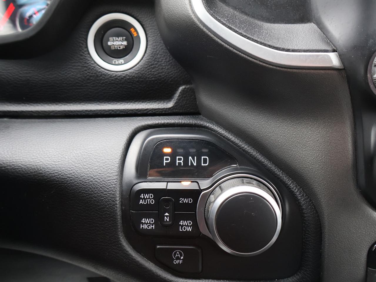 2021 RAM 1500 BIG HORN CREW 4WD CERTIFIED *1 OWNER*ACCIDENT FREE* CAMERA BLUETOOTH HEATED SEATS CRUISE ALLOYS Photo