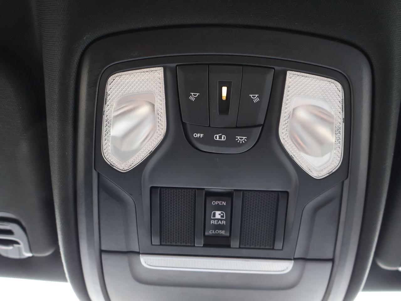 2021 RAM 1500 BIG HORN CREW 4WD CERTIFIED *1 OWNER*ACCIDENT FREE* CAMERA BLUETOOTH HEATED SEATS CRUISE ALLOYS Photo