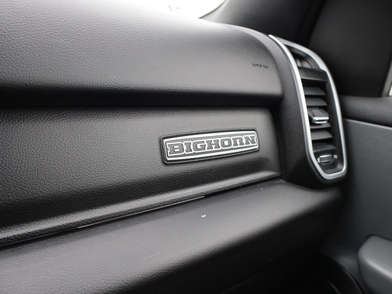 2021 RAM 1500 BIG HORN CREW 4WD CERTIFIED *1 OWNER*ACCIDENT FREE* CAMERA BLUETOOTH HEATED SEATS CRUISE ALLOYS Photo