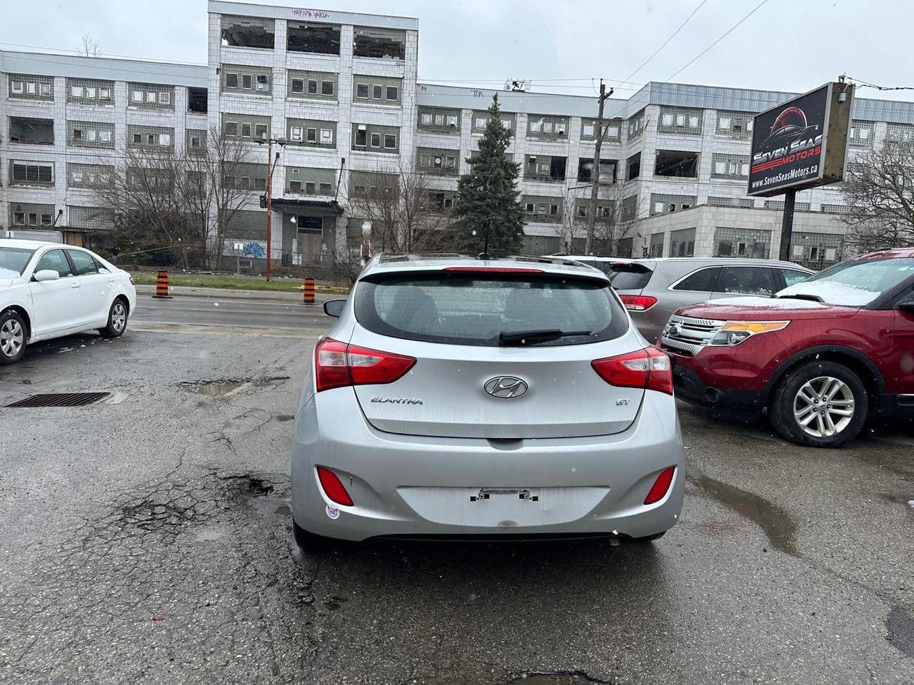 2016 Hyundai Elantra GT GLS Photo