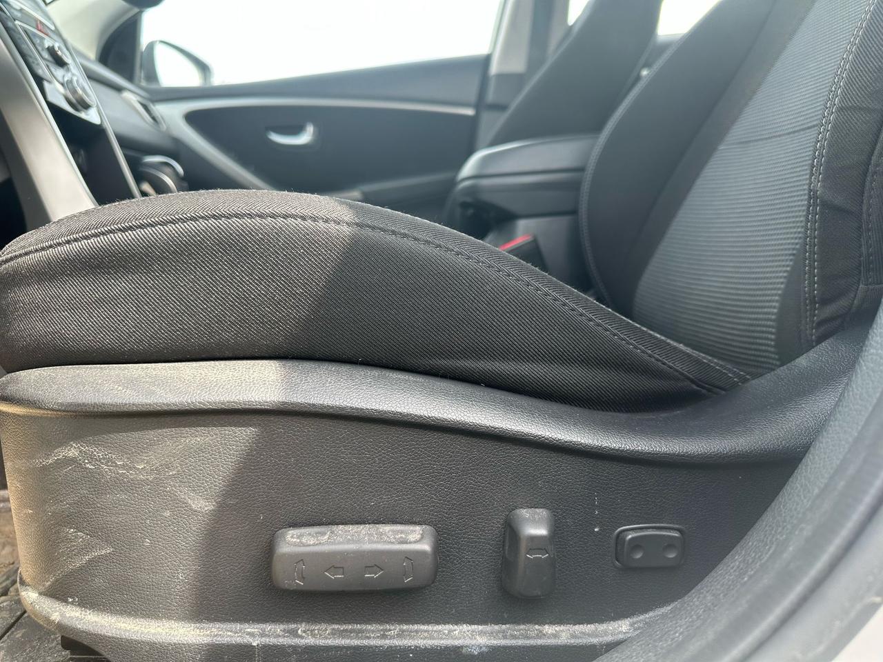 2016 Hyundai Elantra GT GLS Photo