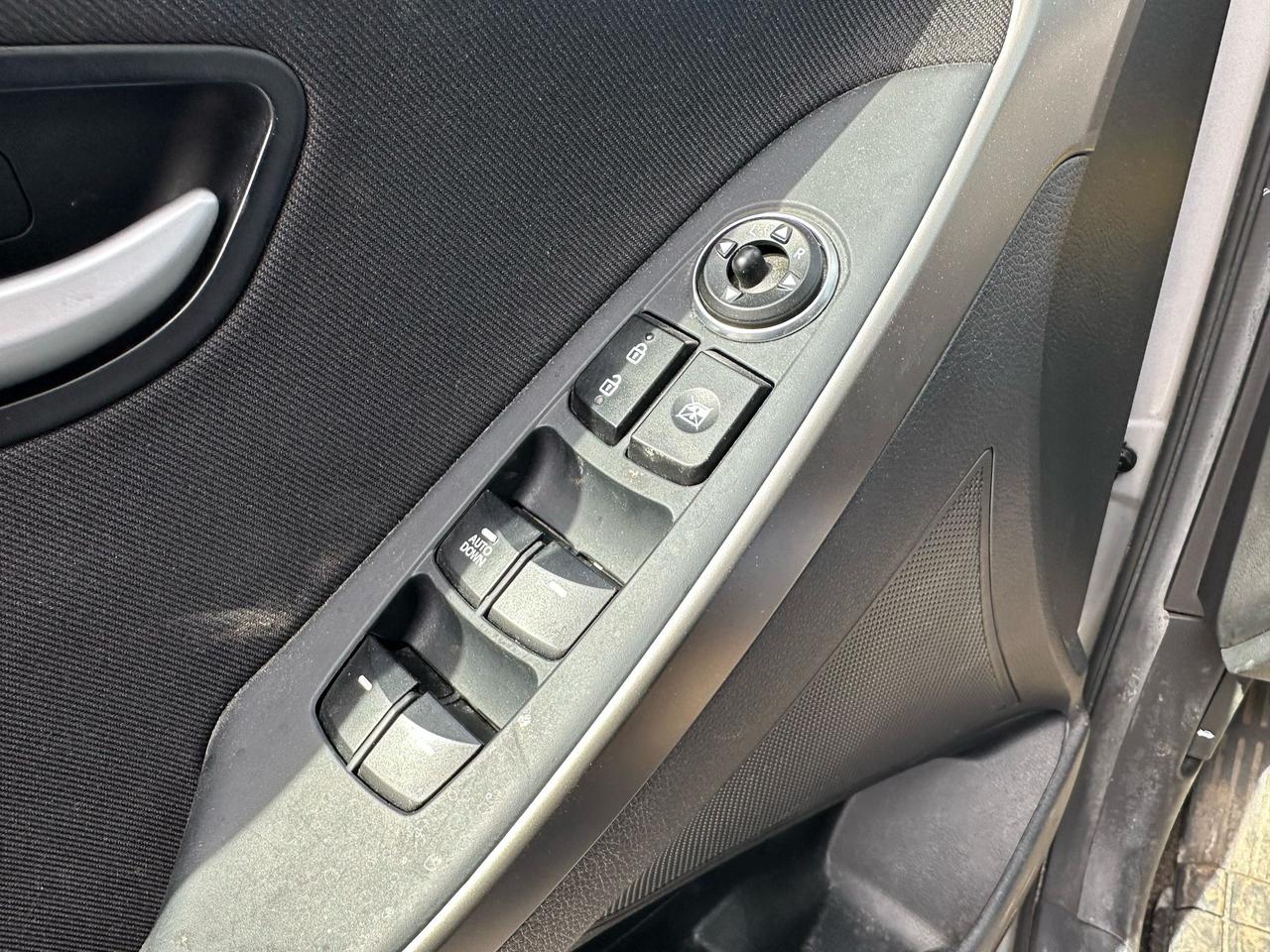 2016 Hyundai Elantra GT GLS Photo