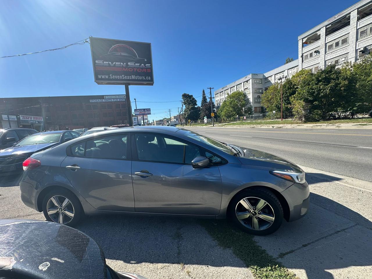 2018 Kia Forte LX Photo3