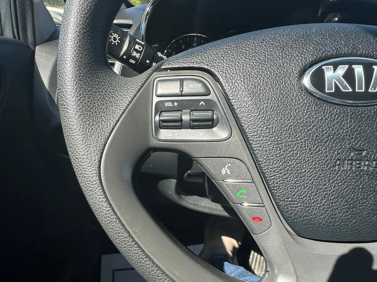 2018 Kia Forte LX Photo