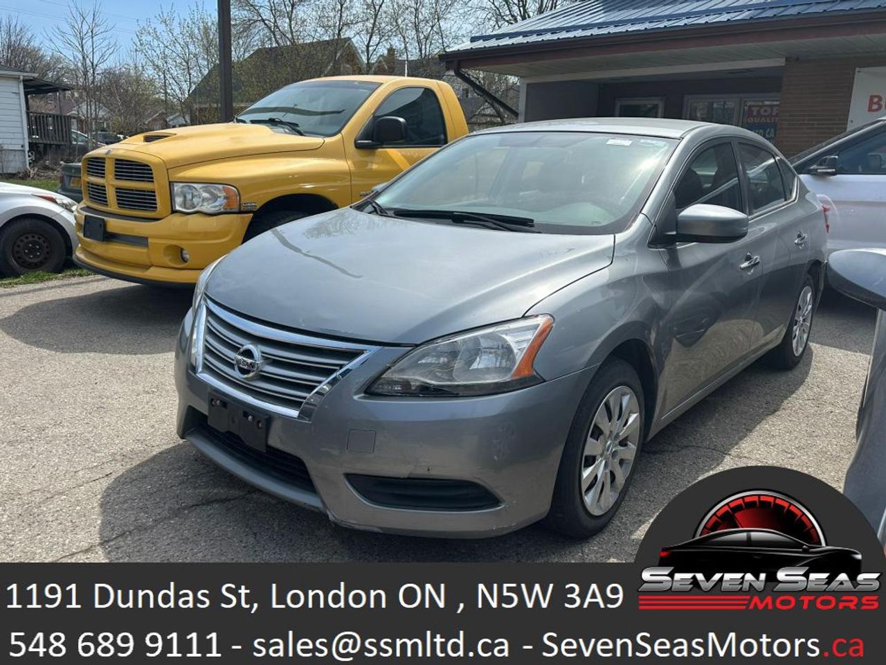 2014 Nissan Sentra SV Photo0