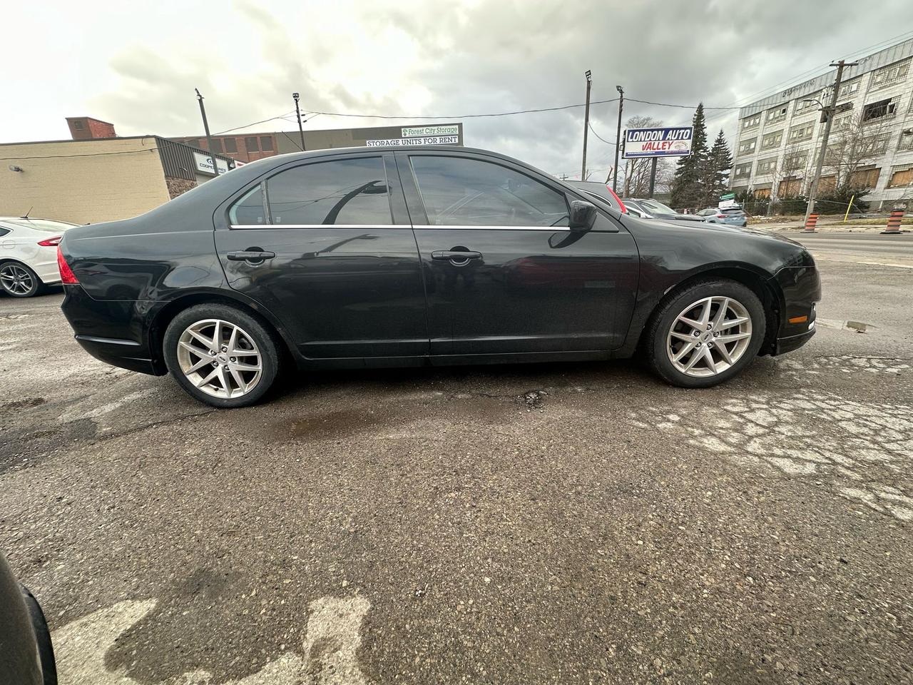 2011 Ford Fusion SEL Photo