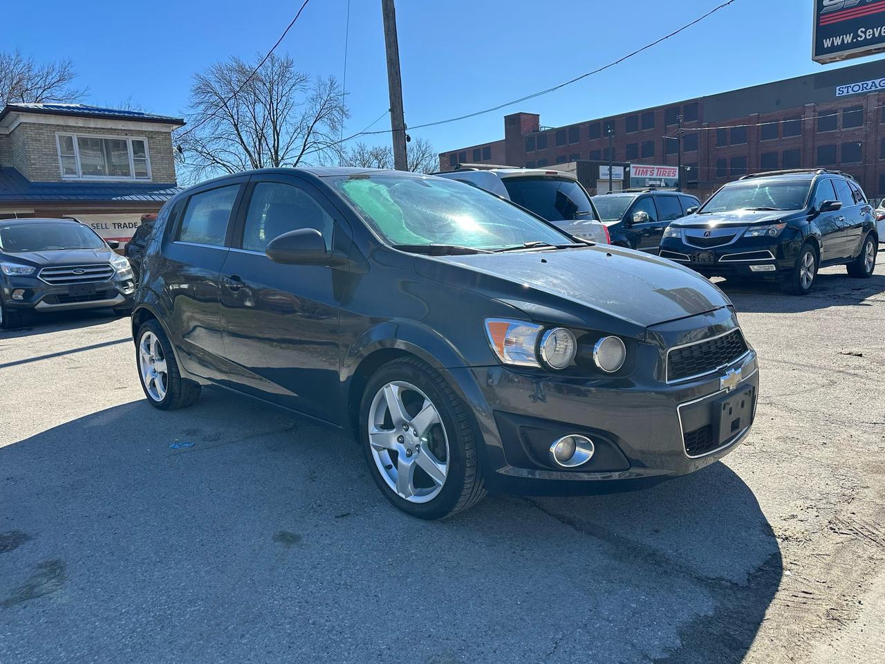 2015 Chevrolet Sonic LT Photo2