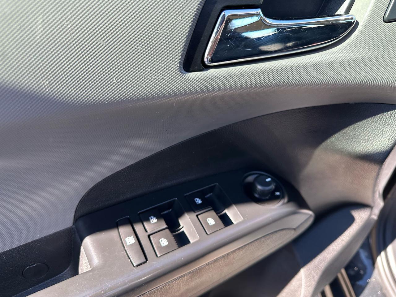 2015 Chevrolet Sonic LT Photo