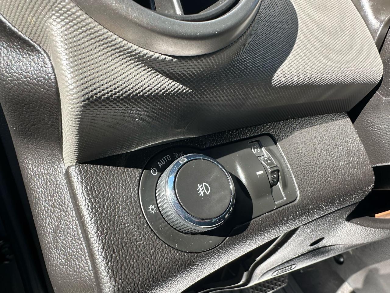 2015 Chevrolet Sonic LT Photo