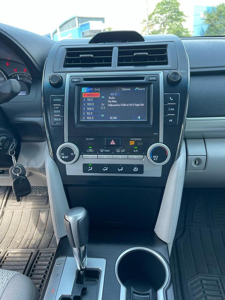 2012 Toyota Camry L Photo