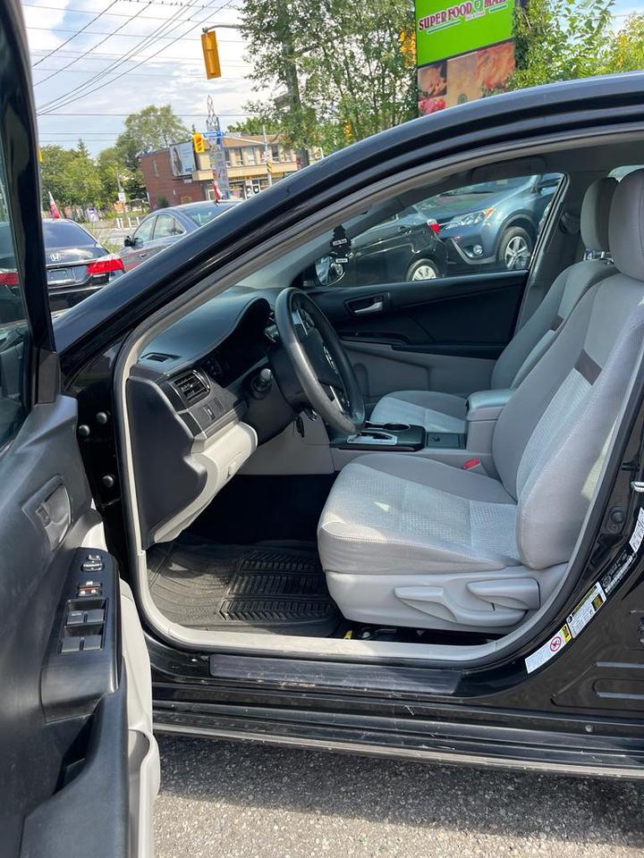 2012 Toyota Camry L Photo