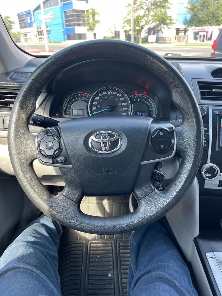 2012 Toyota Camry L Photo