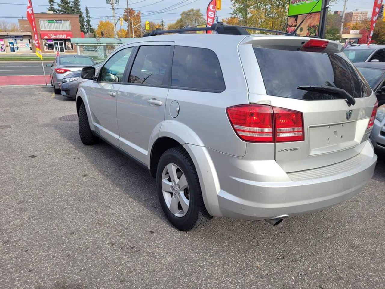 2010 Dodge Journey SXT Photo2