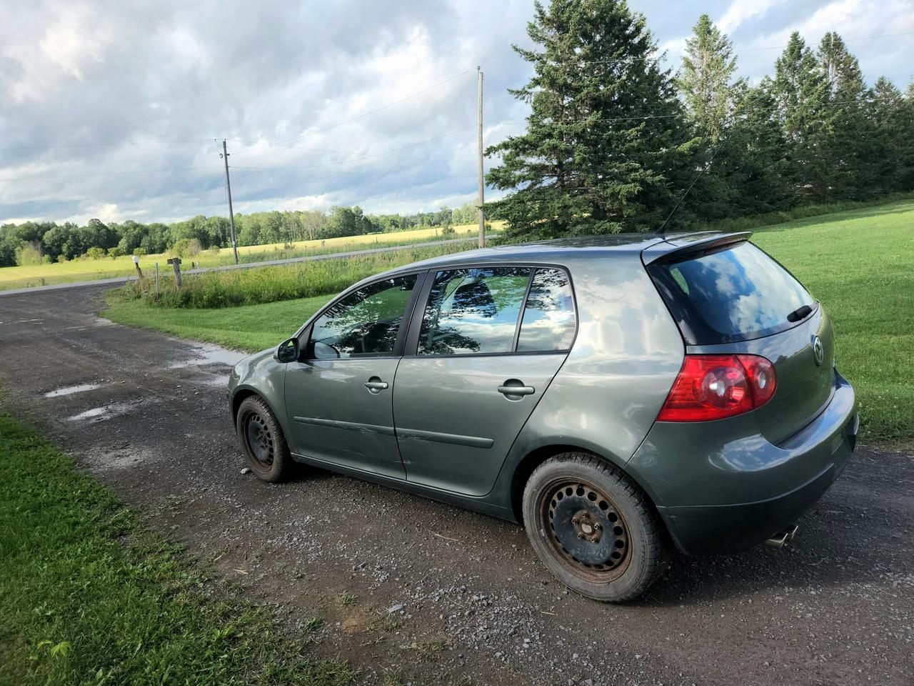 2008 Volkswagen Rabbit S Photo2