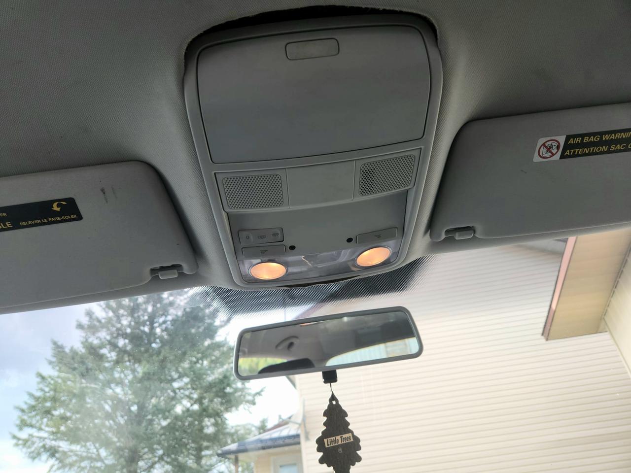 2008 Volkswagen Rabbit S Photo