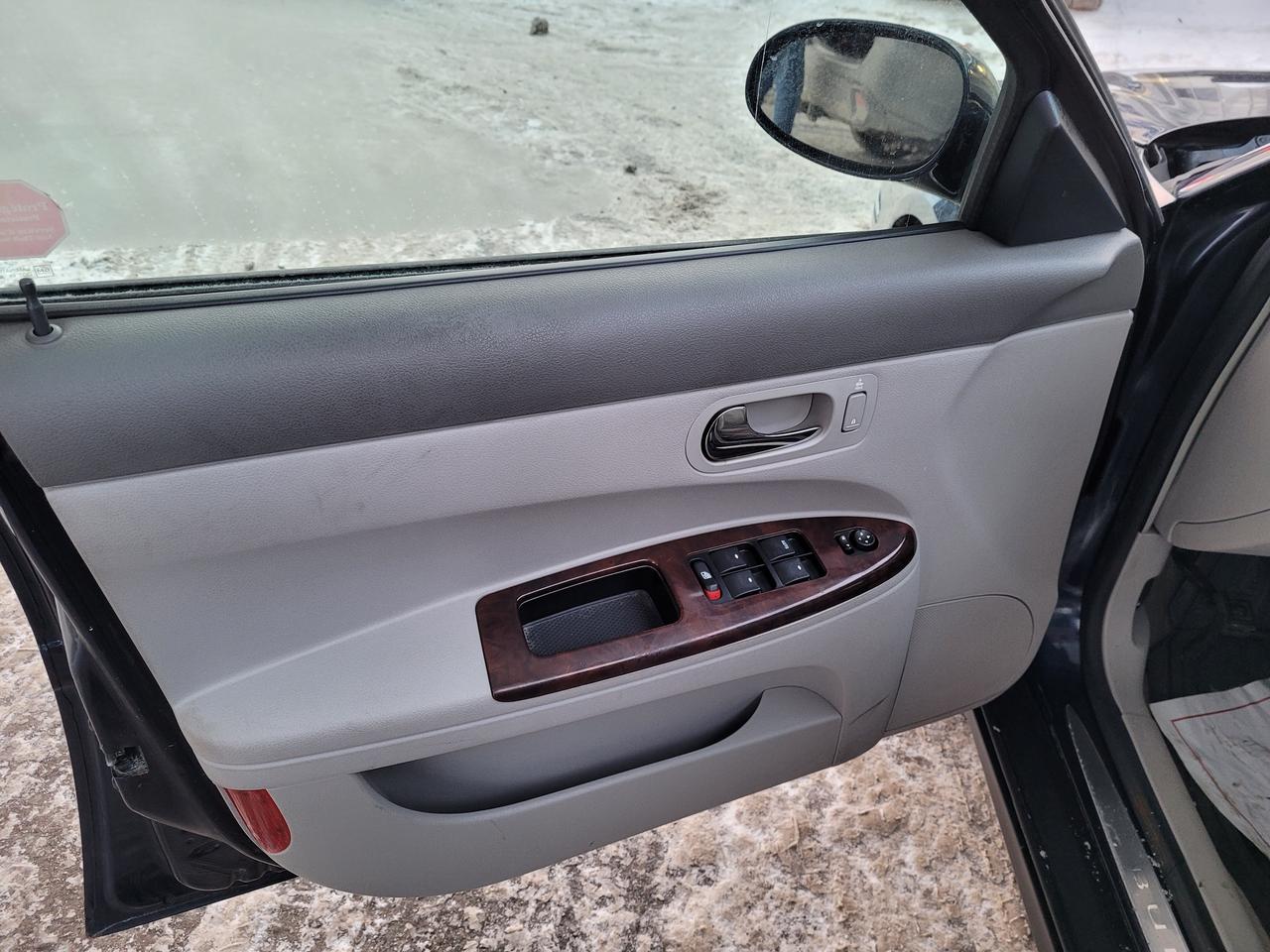 2008 Buick Allure CX Photo