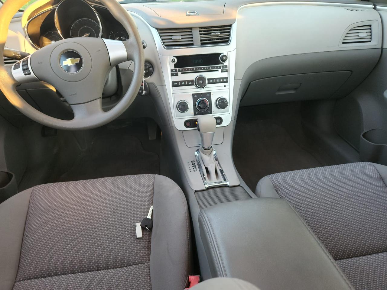 2011 Chevrolet Malibu LS Photo