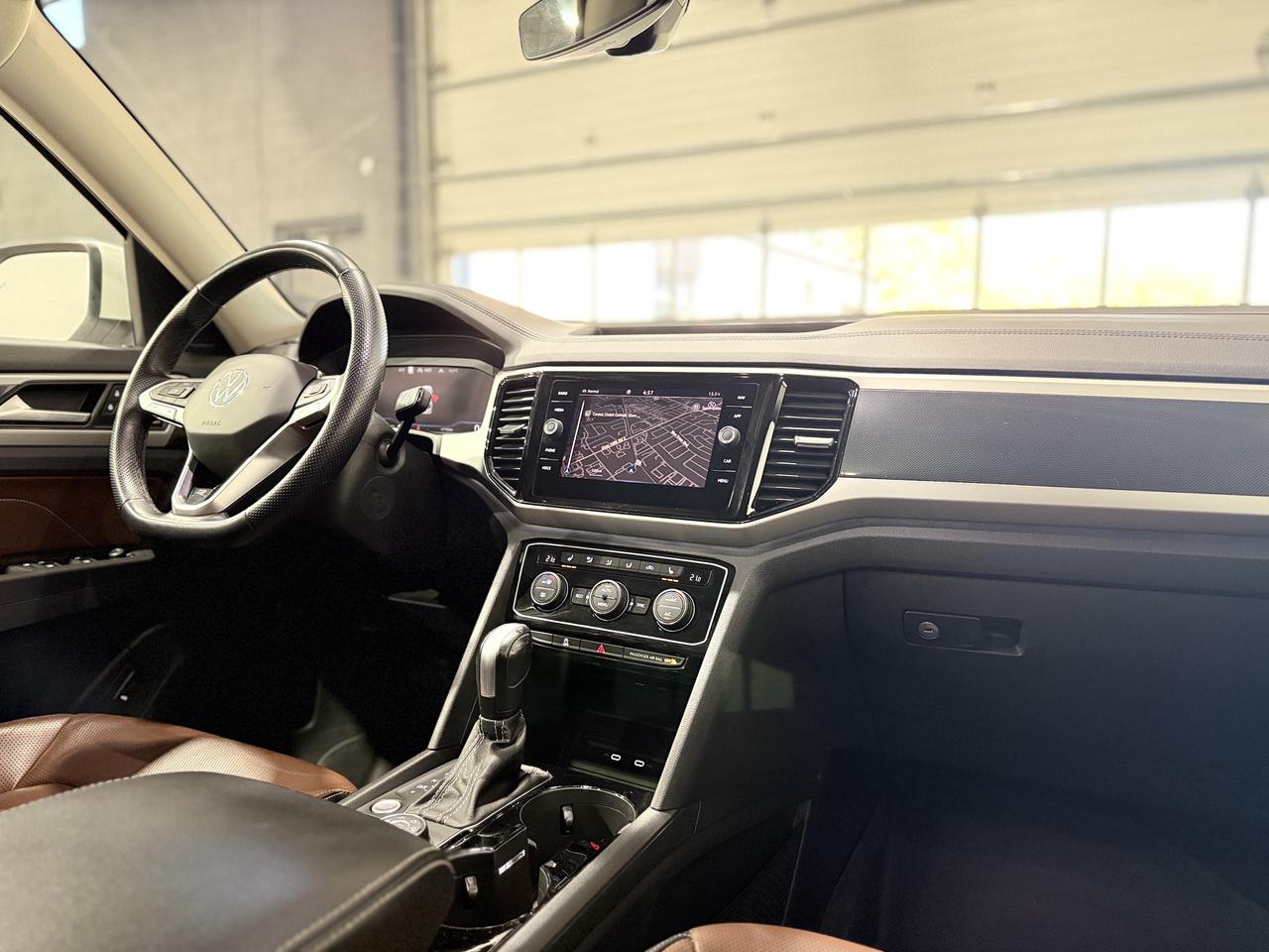 2023 Volkswagen Atlas EXECLINE Photo2