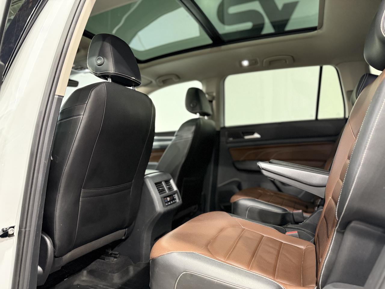 2023 Volkswagen Atlas EXECLINE Photo