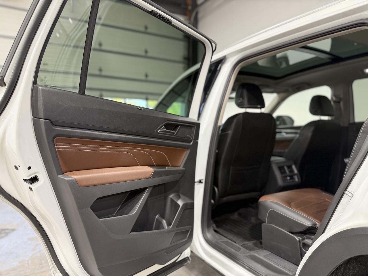 2023 Volkswagen Atlas EXECLINE Photo