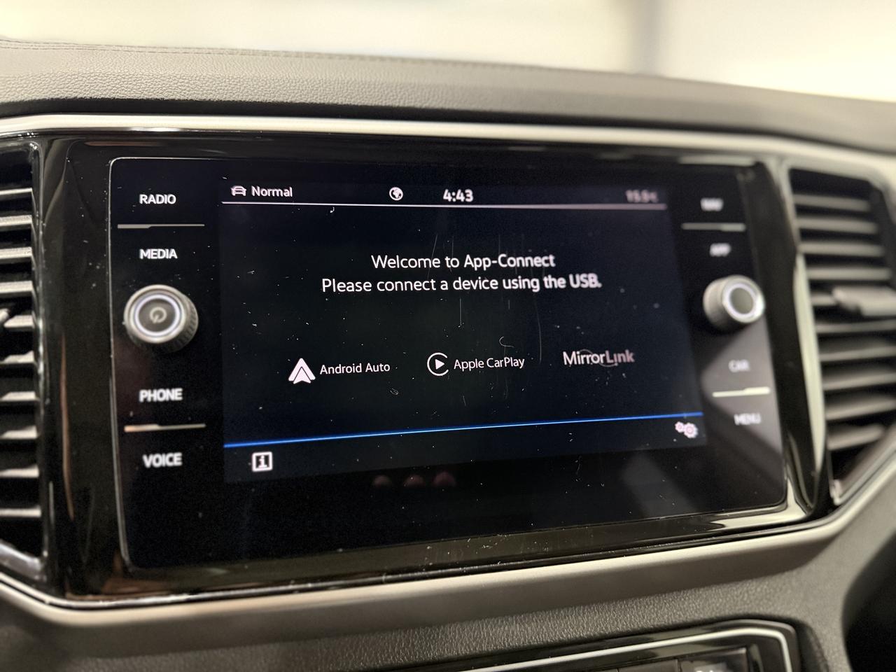 2023 Volkswagen Atlas EXECLINE Photo