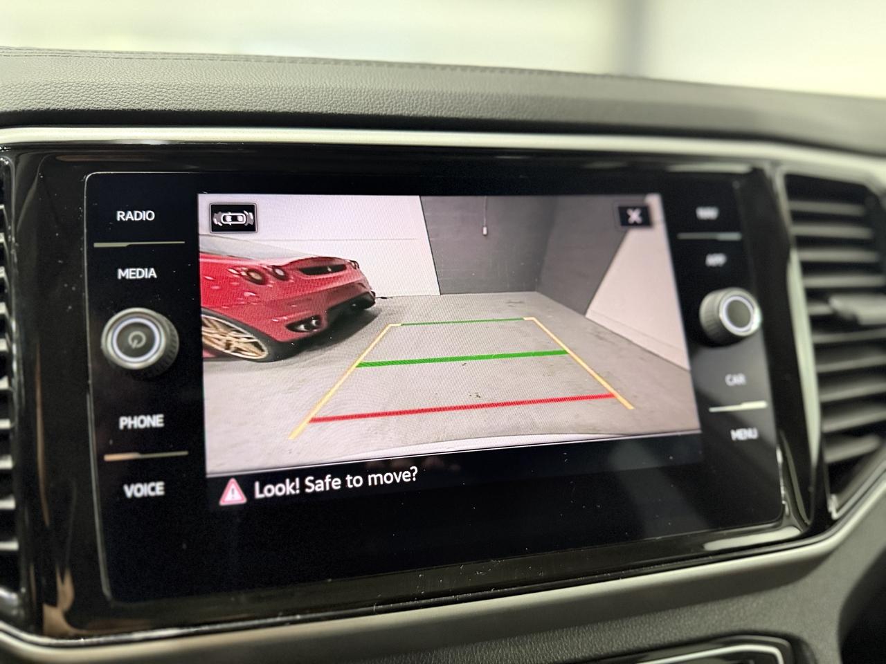 2023 Volkswagen Atlas EXECLINE Photo